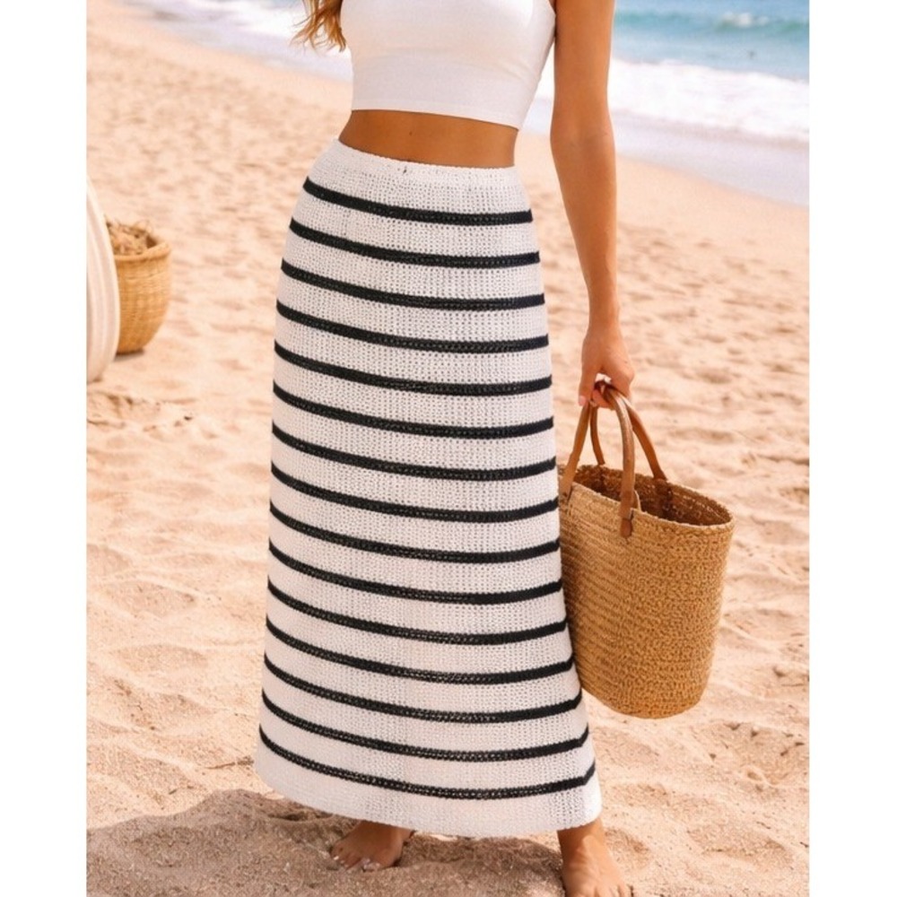 PrettyLittleThing Black White Striped Crochet Maxi Skirt Large NWT Nautical